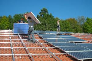 Solaranlagen im Bau